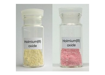 Holmium(III) oxide under ambient light, and trichromatic light.